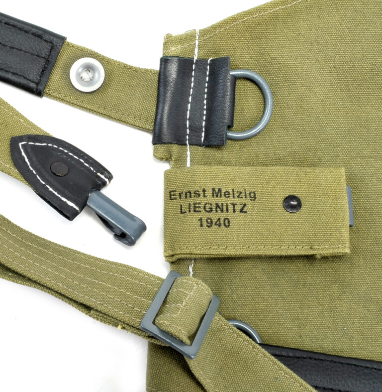 German WW2 M31 Bread Bag with Shoulder Strap Field Green